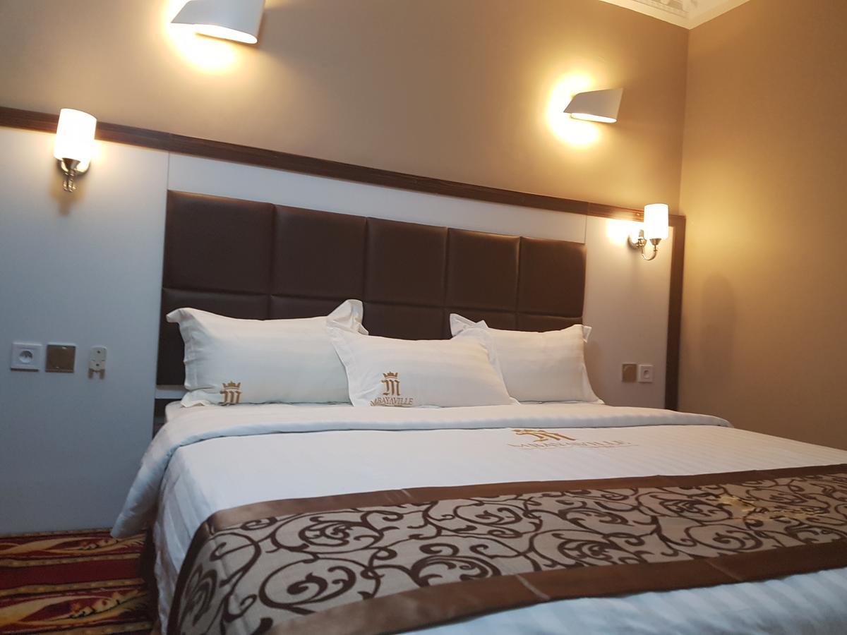 Mbayaville Hotel Douala Eksteriør billede