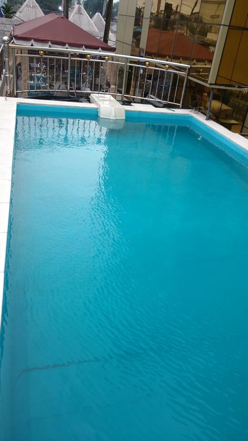 Mbayaville Hotel Douala Eksteriør billede