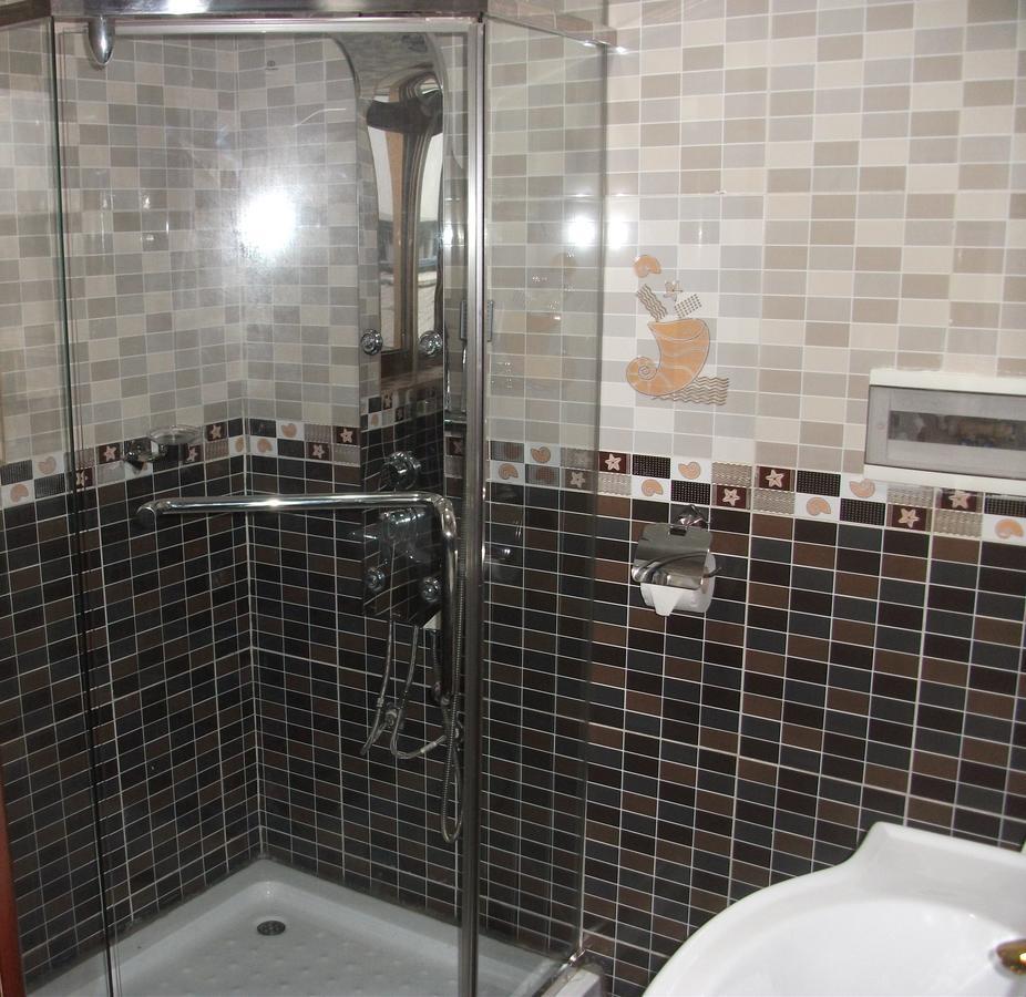 Mbayaville Hotel Douala Eksteriør billede