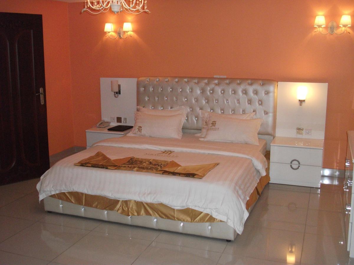 Mbayaville Hotel Douala Eksteriør billede